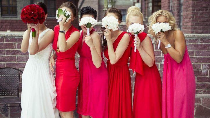 Какой цвет платья на свадьбу одеть? - Текстильные Новости