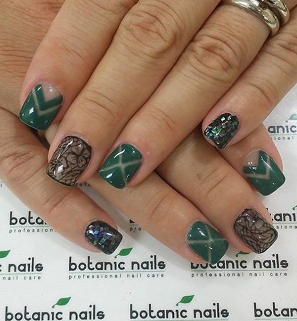 Green-and-black-lace-nail-art